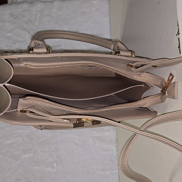 Purse - Picture 5 of 6